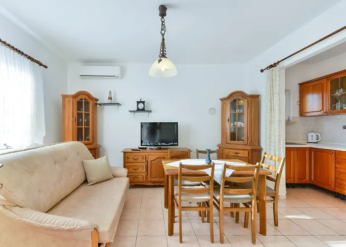 Basic Mario By Interhome