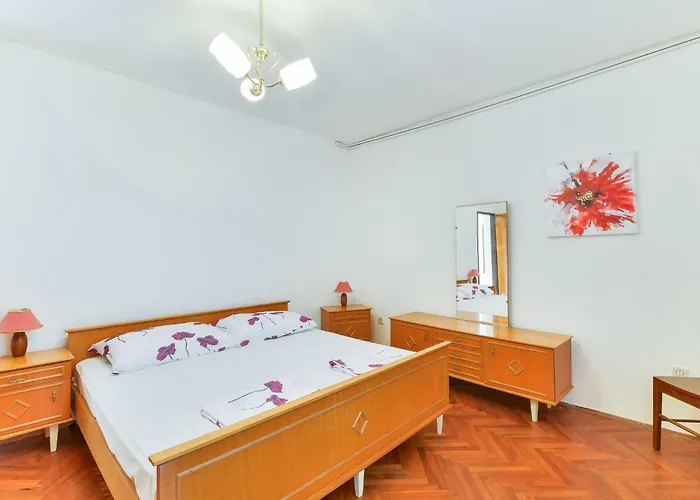 Basic Mario By Interhome * Vir